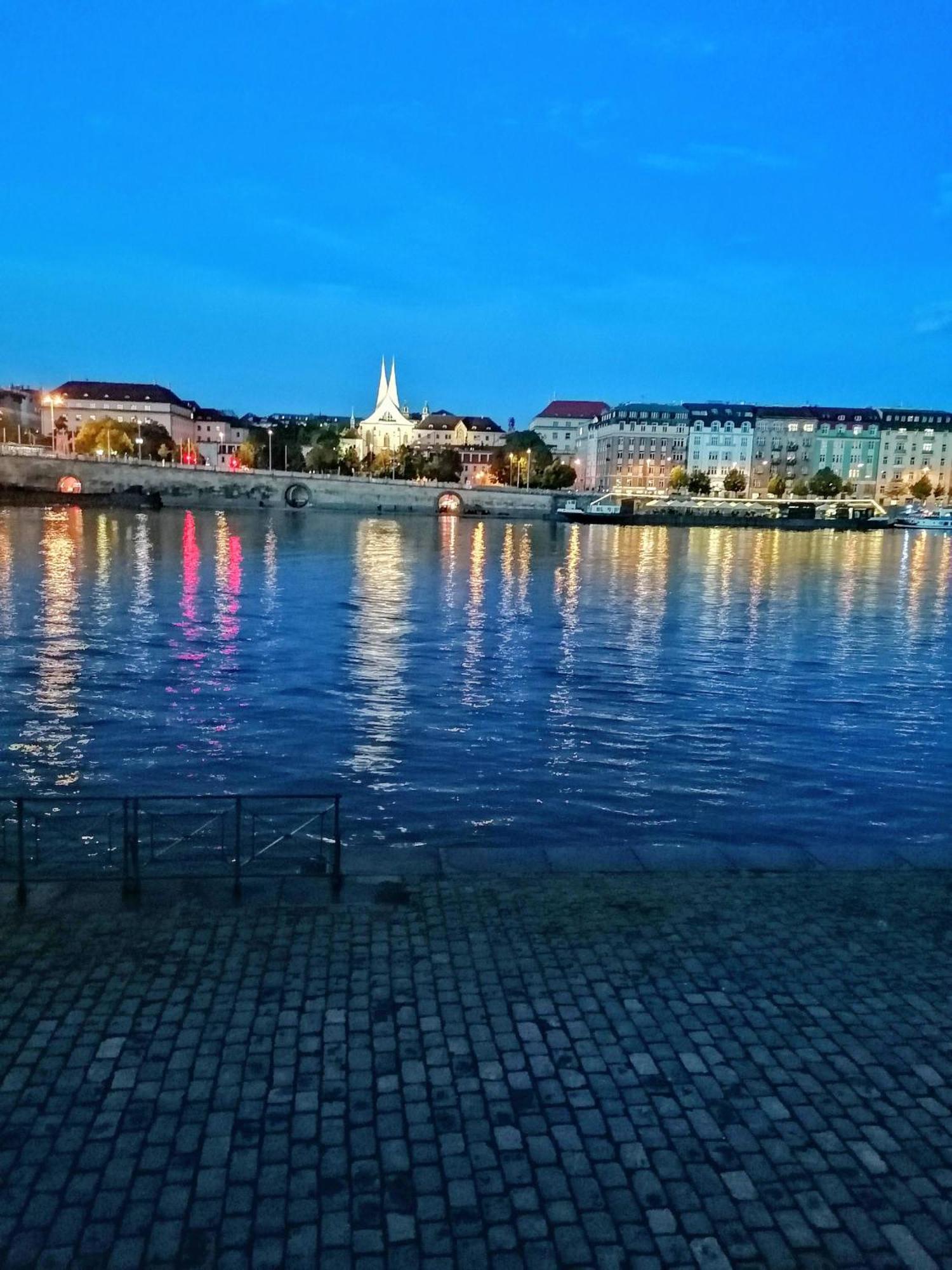 Valentinka Minutes Away From Charles Bridge Apartamento Praga Exterior foto