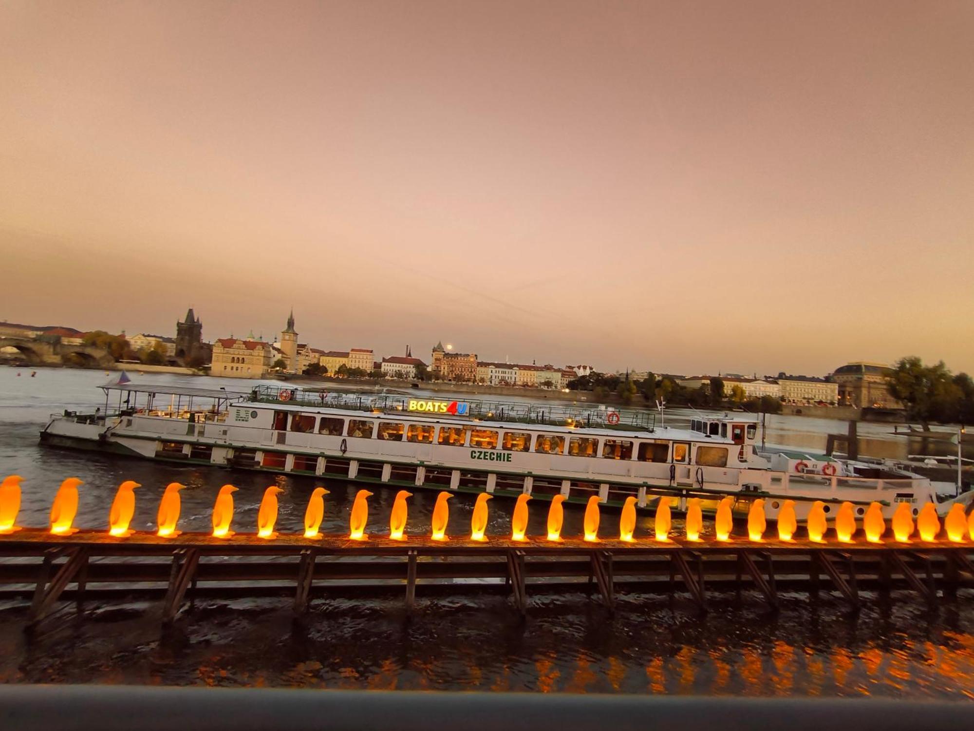 Valentinka Minutes Away From Charles Bridge Apartamento Praga Exterior foto